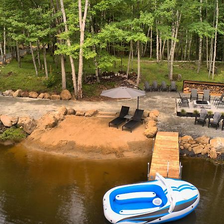 Kallm-Mont-Tremblant Chalet With Hot Tub, Pond & Beach On Private 7Acre Estate Lac-Superieur Eksteriør billede